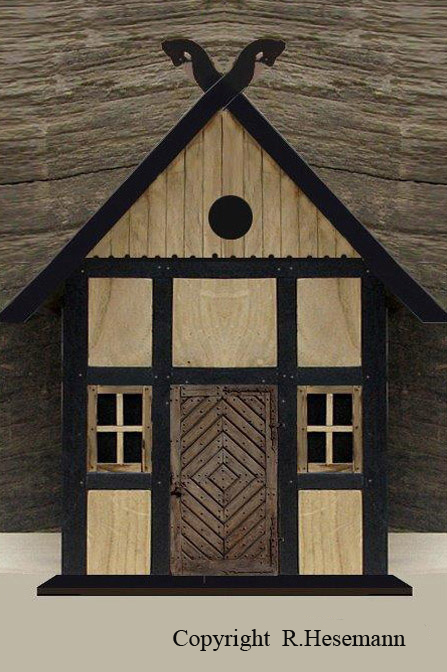 Fachwerk-Nistkasten in rustikaler Ausführung mit dunkler, beschlagener Eichentür und Sprossenfenstern